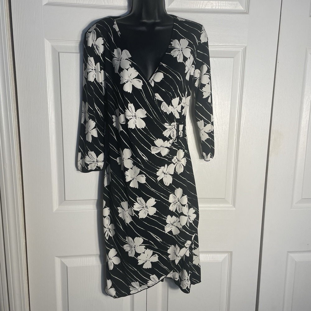 Vintage New York Co Dress Women M Black White Floral Faux Wrap Low Cut V Neck